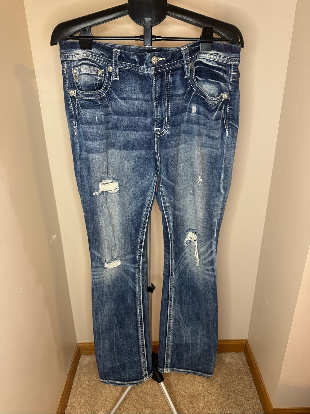 Miss Me Jeans 34/32 Y2K Embroidered Bling Western Distressed Embellished Curvy